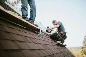 Local Roofers in Green Lawn Terrace, LA